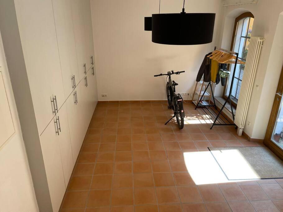 Altstadt-Traum Mit Fahrradstellplatz Wasserburg 外观 照片
